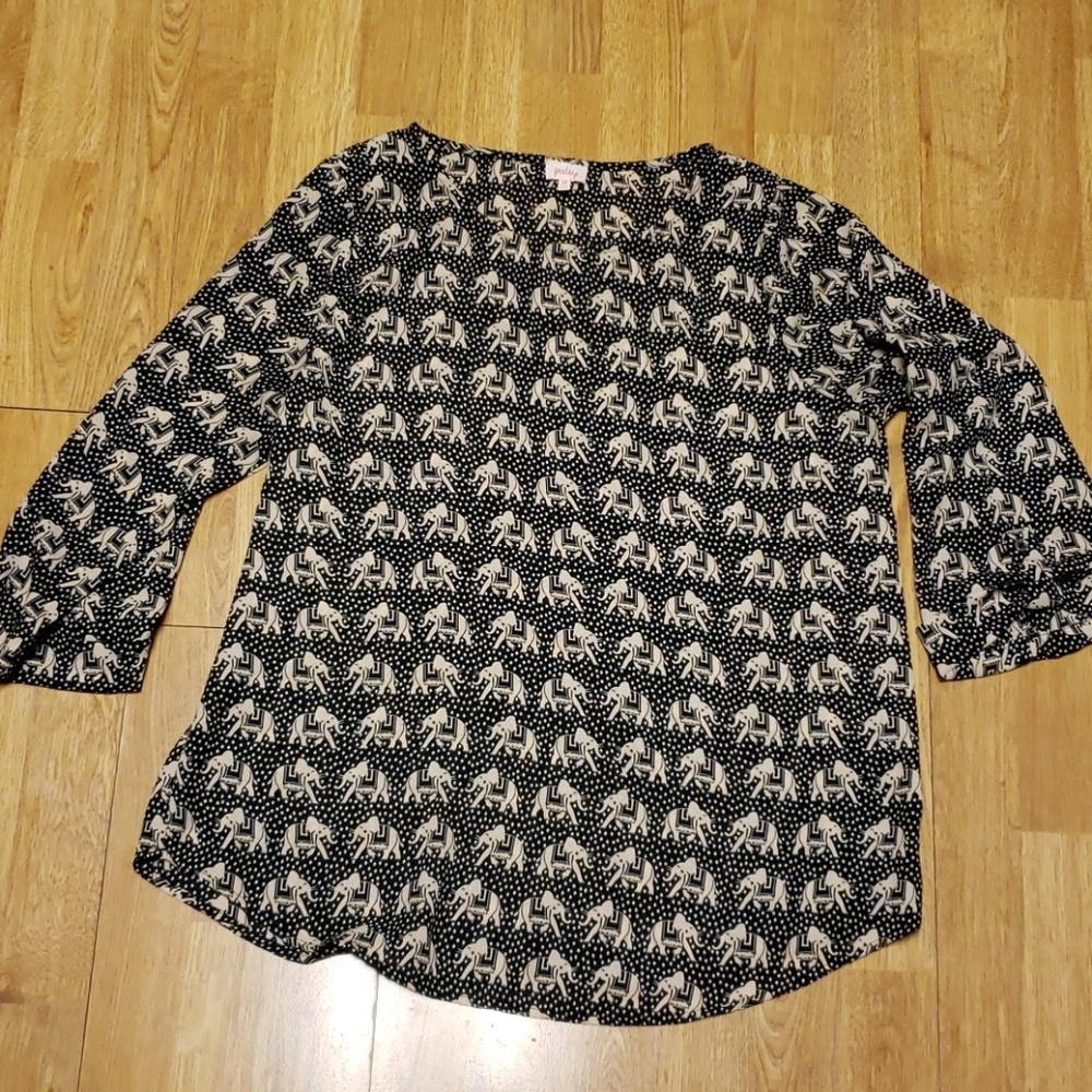 Pixley elephant print blouse sz medium